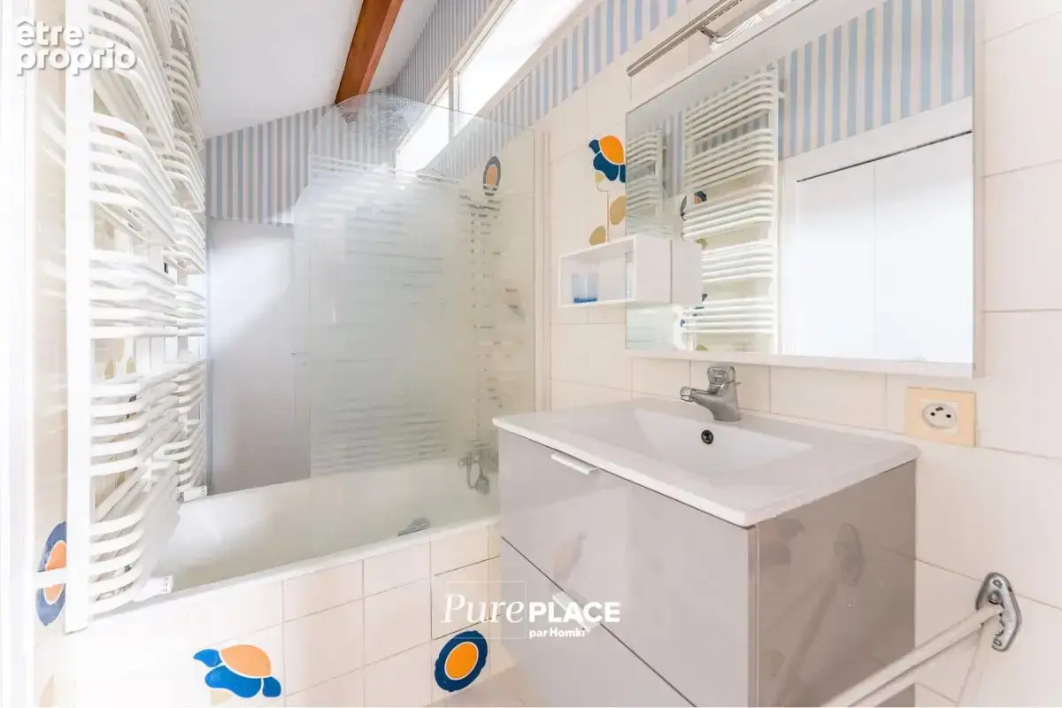 SAINTE-LUCE-SUR-LOIRE (44980) — Maison d'exception 282,50 m² SHAB — 6 chambres — Terrain 1 351 m² — DPE B — Géothermie - photo 12
