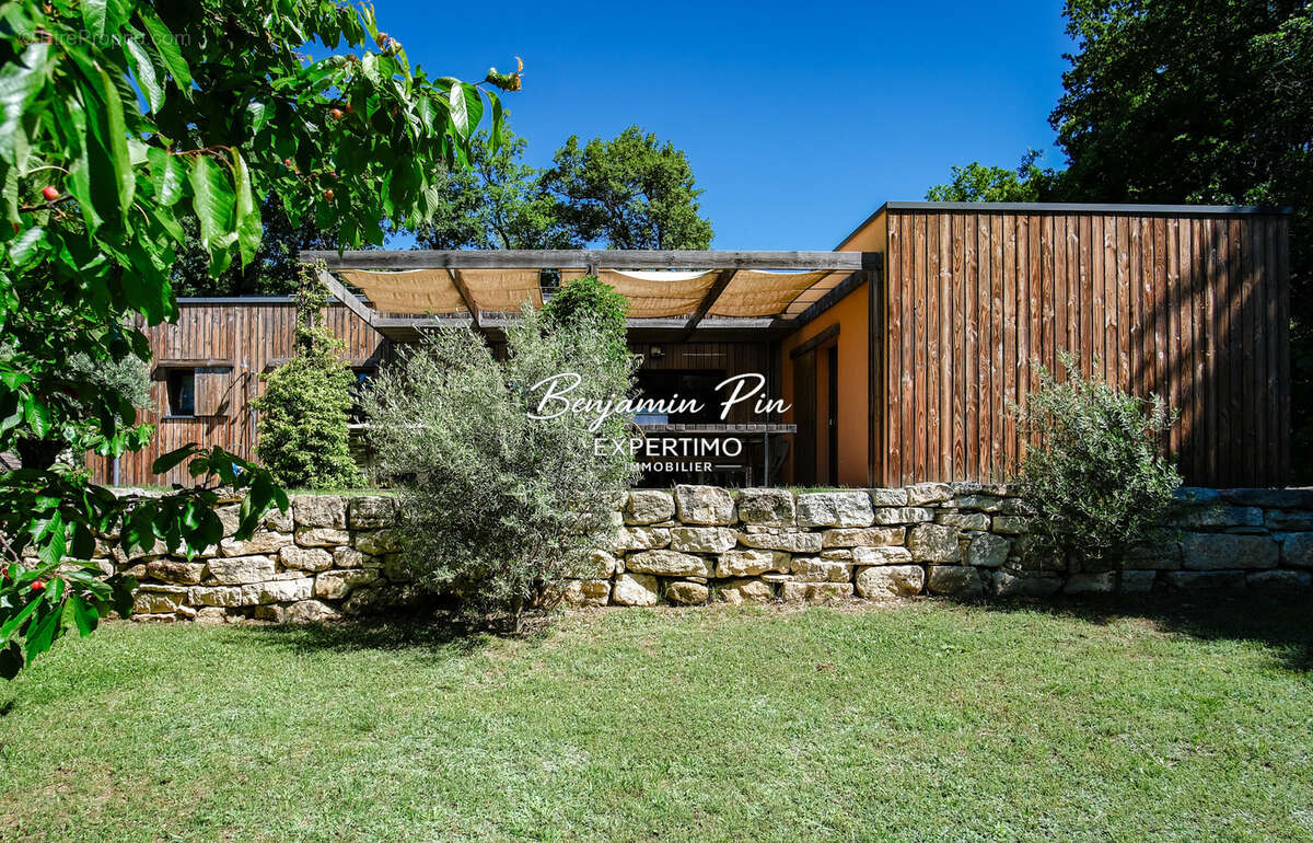Maison à CASENEUVE