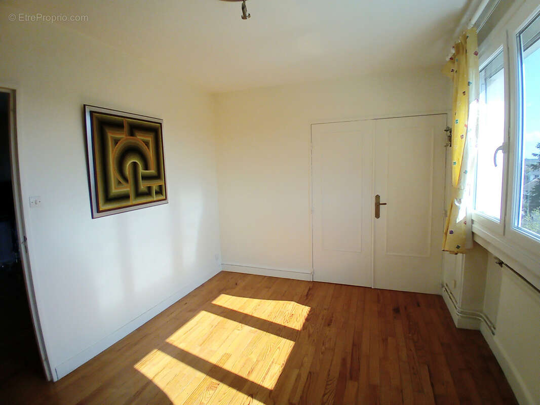 Appartement à LE COTEAU