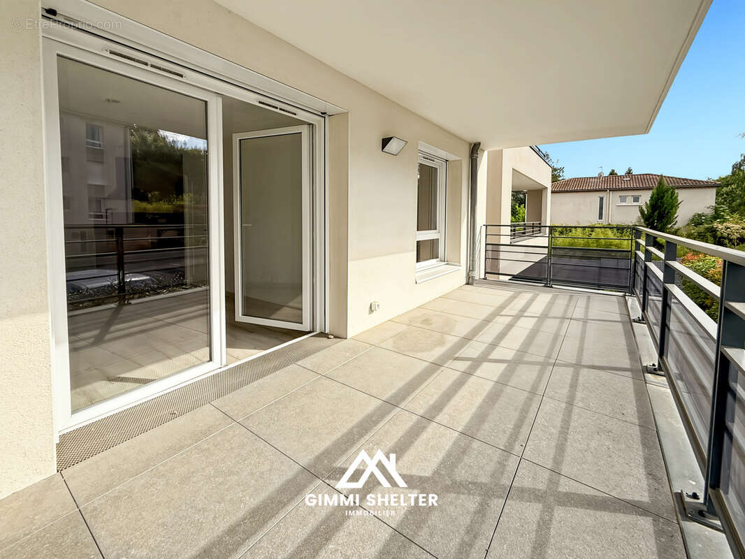 Appartement à ROMAGNAT