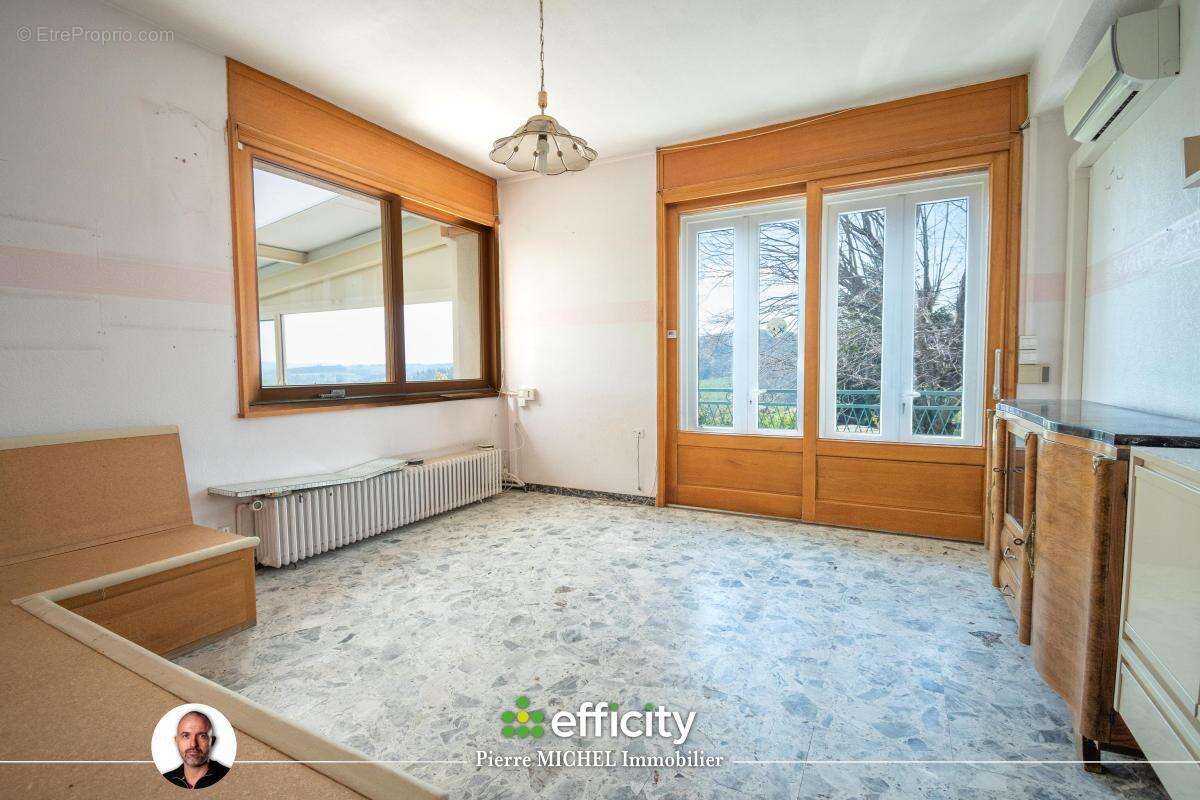 Appartement à MONTROTTIER