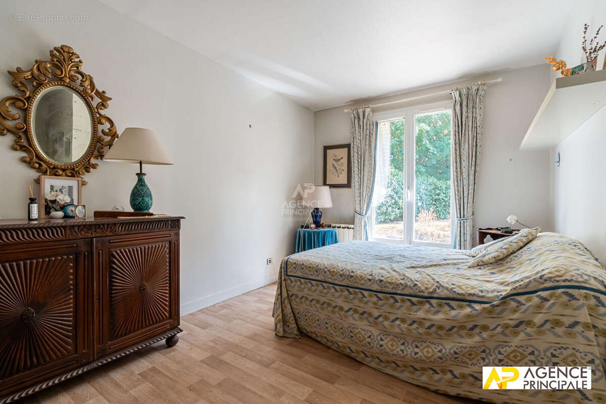 Maison Le Mesnil Le Roi 5 pièce(s) 113.65 m2 - photo 11