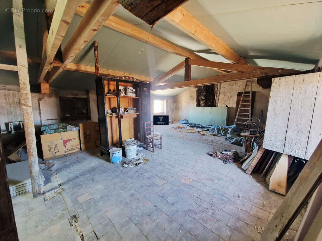 Appartement à CARCASSONNE