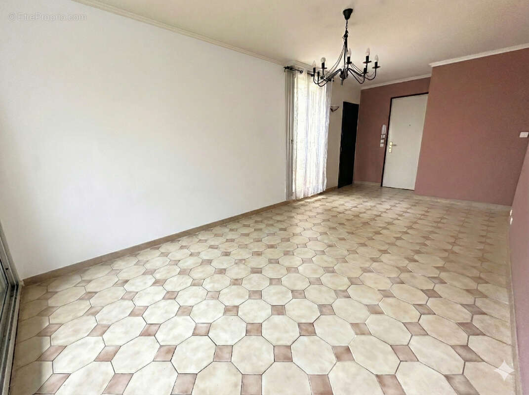 Appartement à MARSEILLE-10E