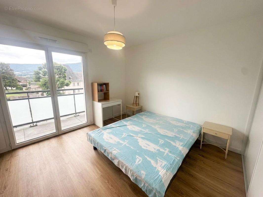 Appartement à VOGLANS