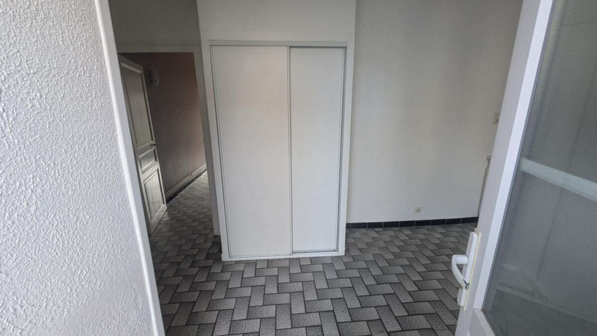 Maison à VARENNES-SUR-ALLIER