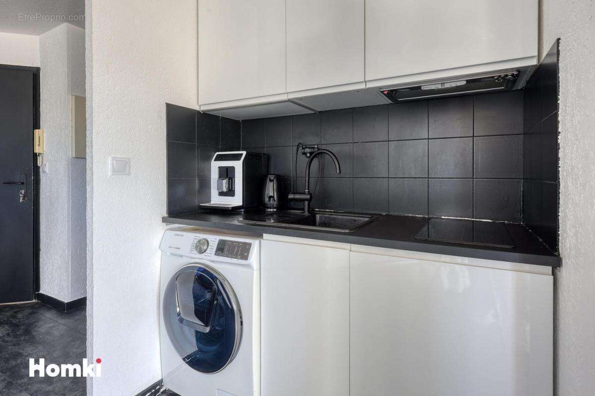 Appartement à SIX-FOURS-LES-PLAGES