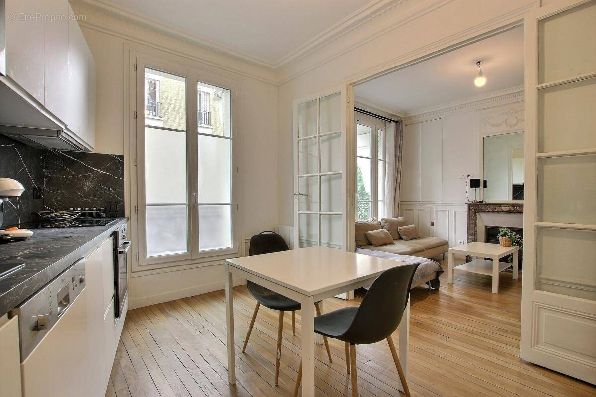 Appartement à ASNIERES-SUR-SEINE
