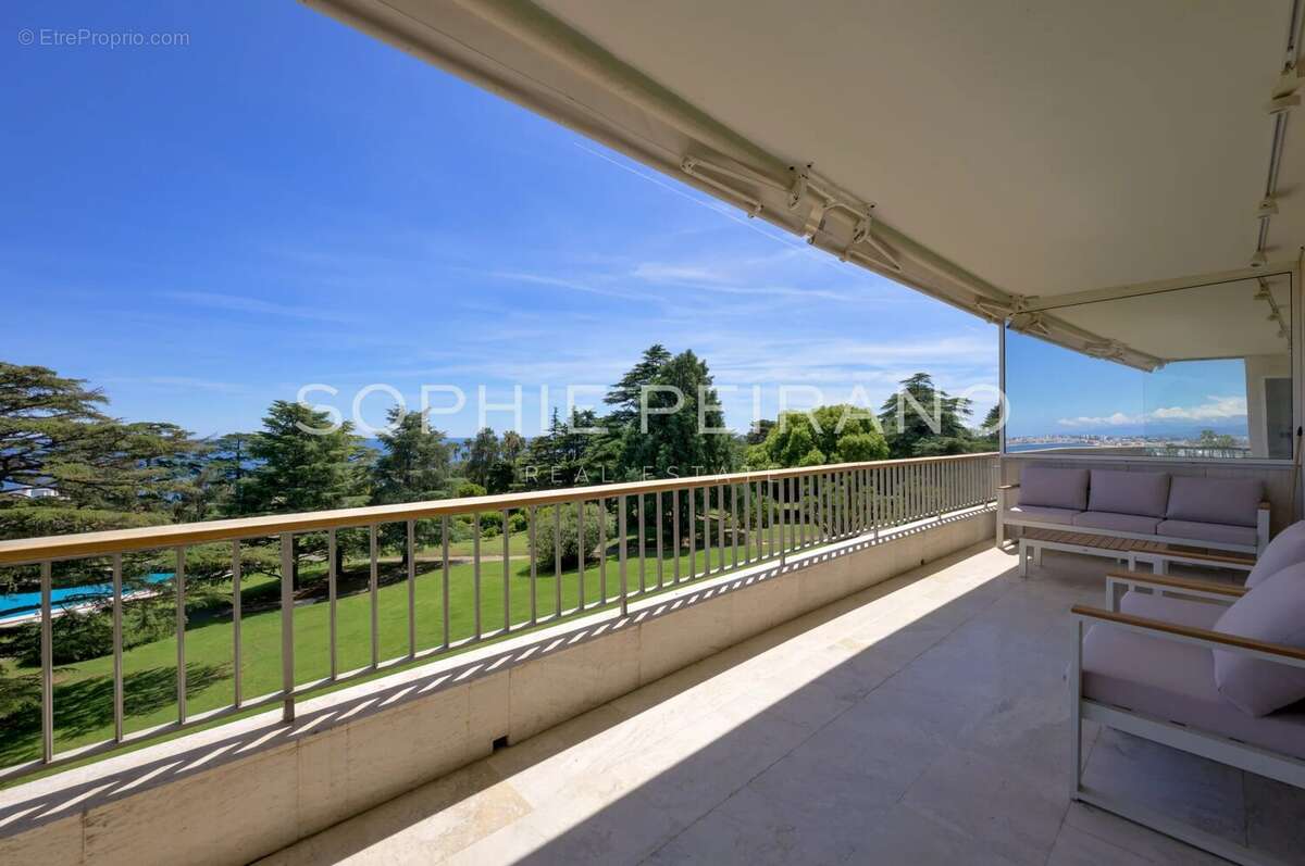 Appartement à CANNES