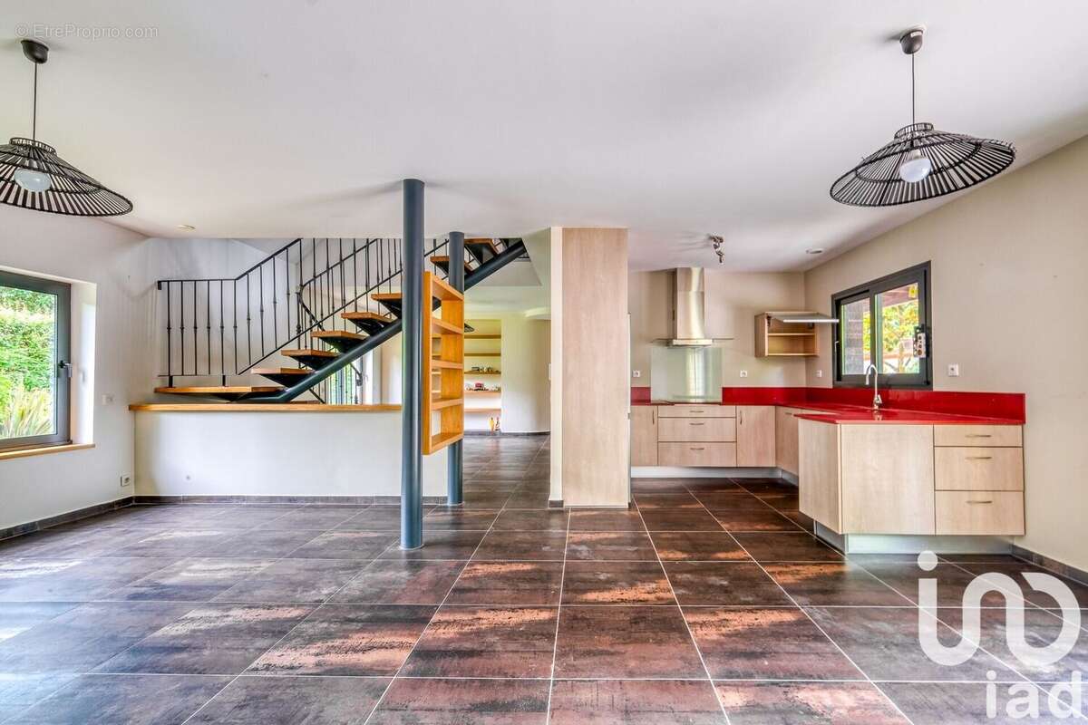 Photo 8 - Maison à LESCHES