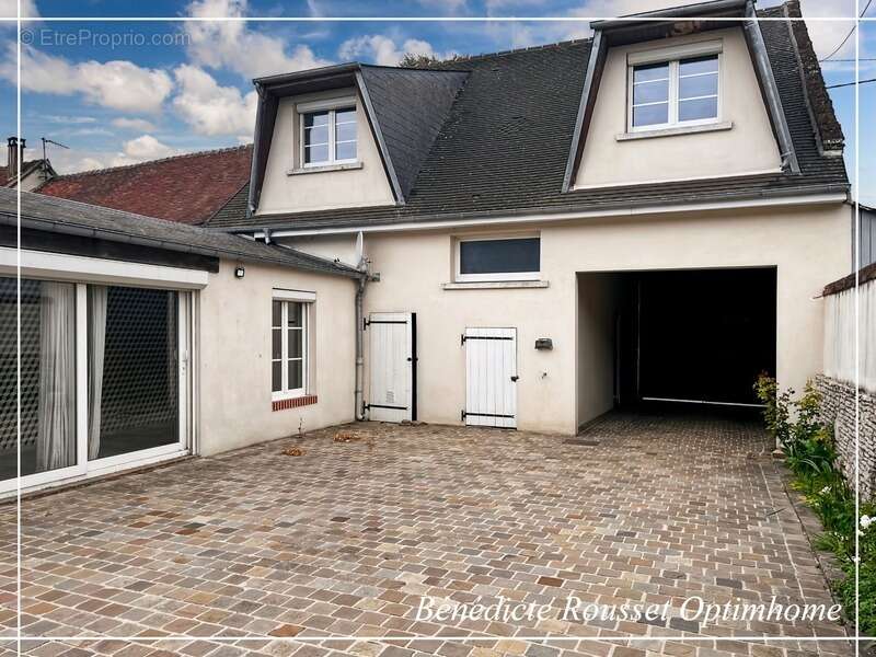 Maison à CRESSONSACQ