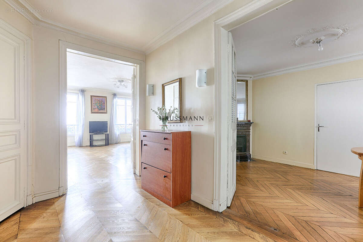 Appartement à PARIS-9E