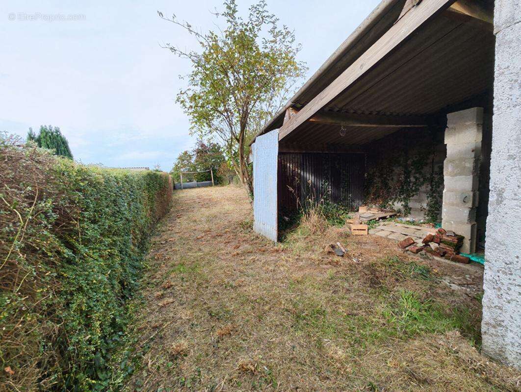 Maison à SAINT-QUENTIN-EN-MAUGES