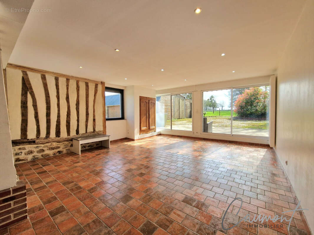 Maison à BAONS-LE-COMTE