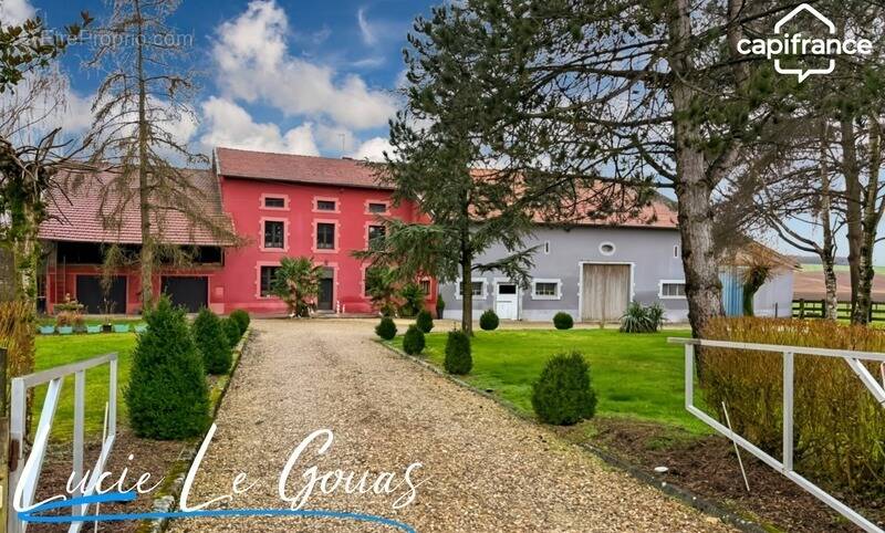 Maison à AZANNES-ET-SOUMAZANNES
