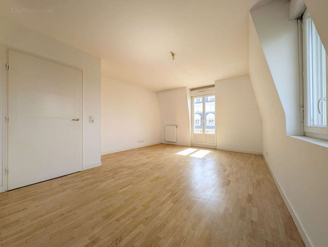 Appartement La Garenne Colombes 3 pièces 68 m2 - photo 3
