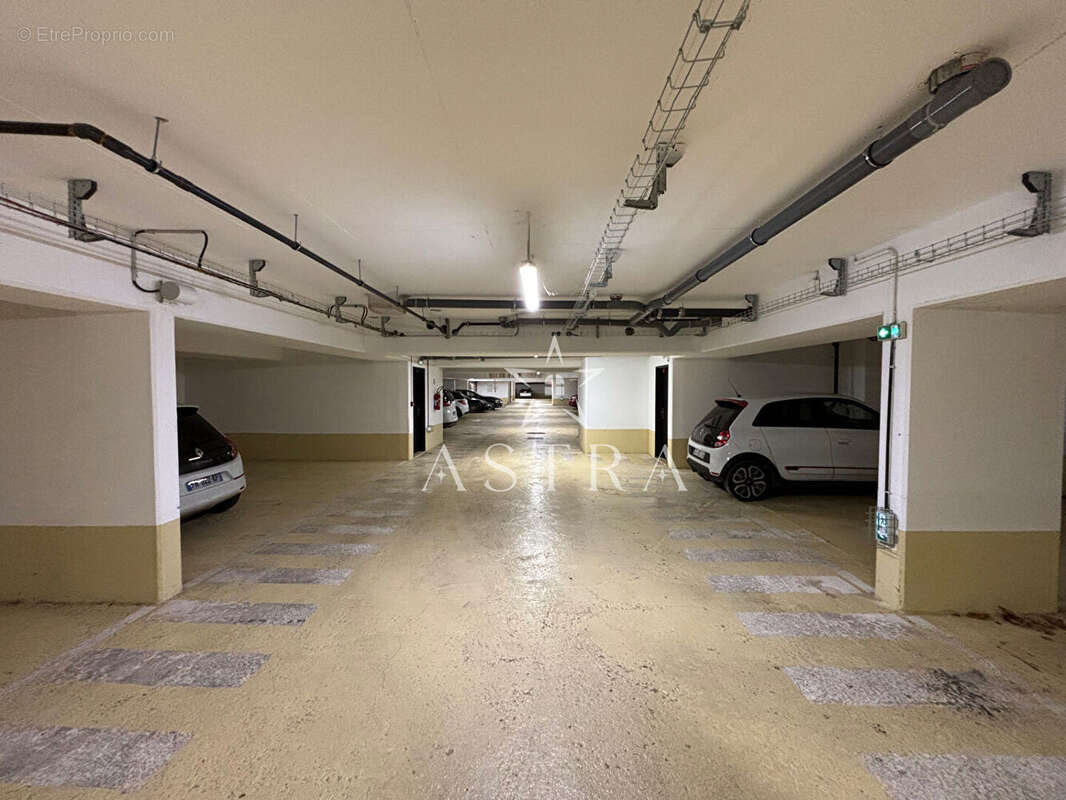 Parking à ANTONY