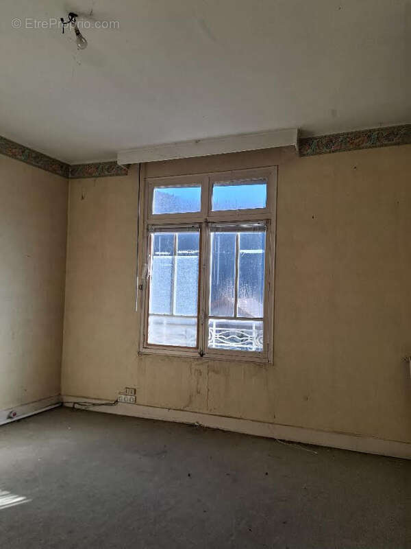 Maison à SAINT-MARTIN-DE-VALAMAS