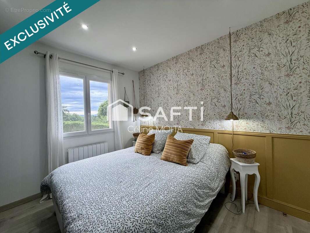 Maison 118 m² à Oytier-Saint-Oblas  - photo 5