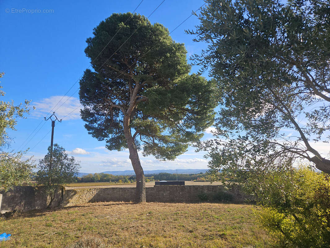 Maison à VILLEMOUSTAUSSOU