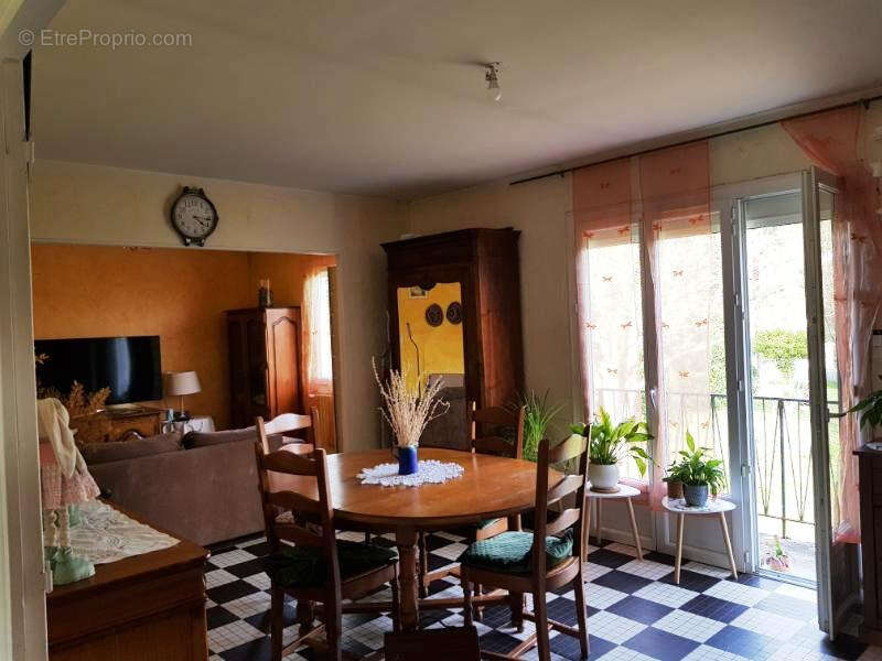 Maison à JAUNAY-CLAN