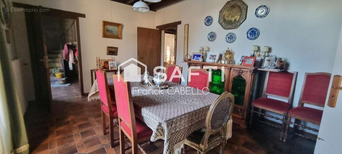 Maison 390 m² à Saint-Didier-La-Foret  - photo 3