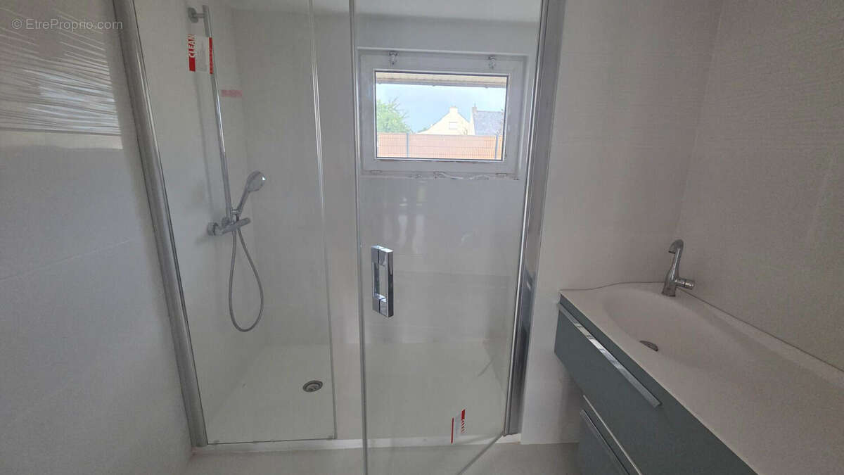 Maison Pluzunet  130 m² sur environ 2000m² de terrain - photo 7