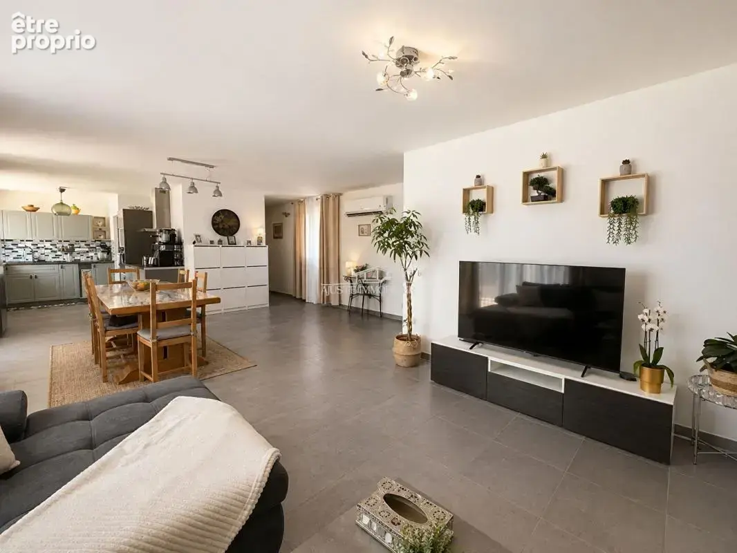 A VENDRE - Belle maison familiale T5 au calme, au fond d'une impasse à Saint-Victoret - photo 4