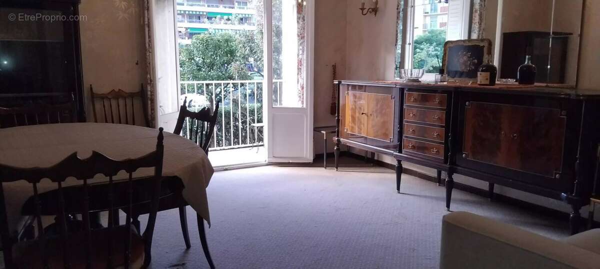 Appartement à MENTON