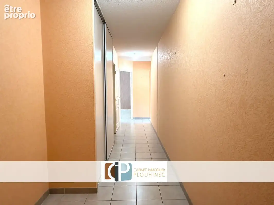 Rare: Appartement T3 avec ascenseur, terrasse et garage. - photo 12