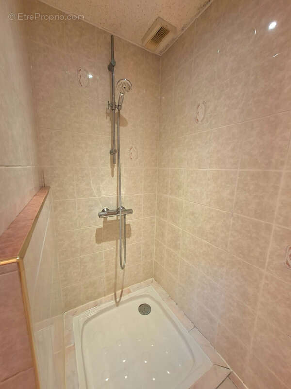 Maison à SAINT-NICOLAS-D'ALIERMONT