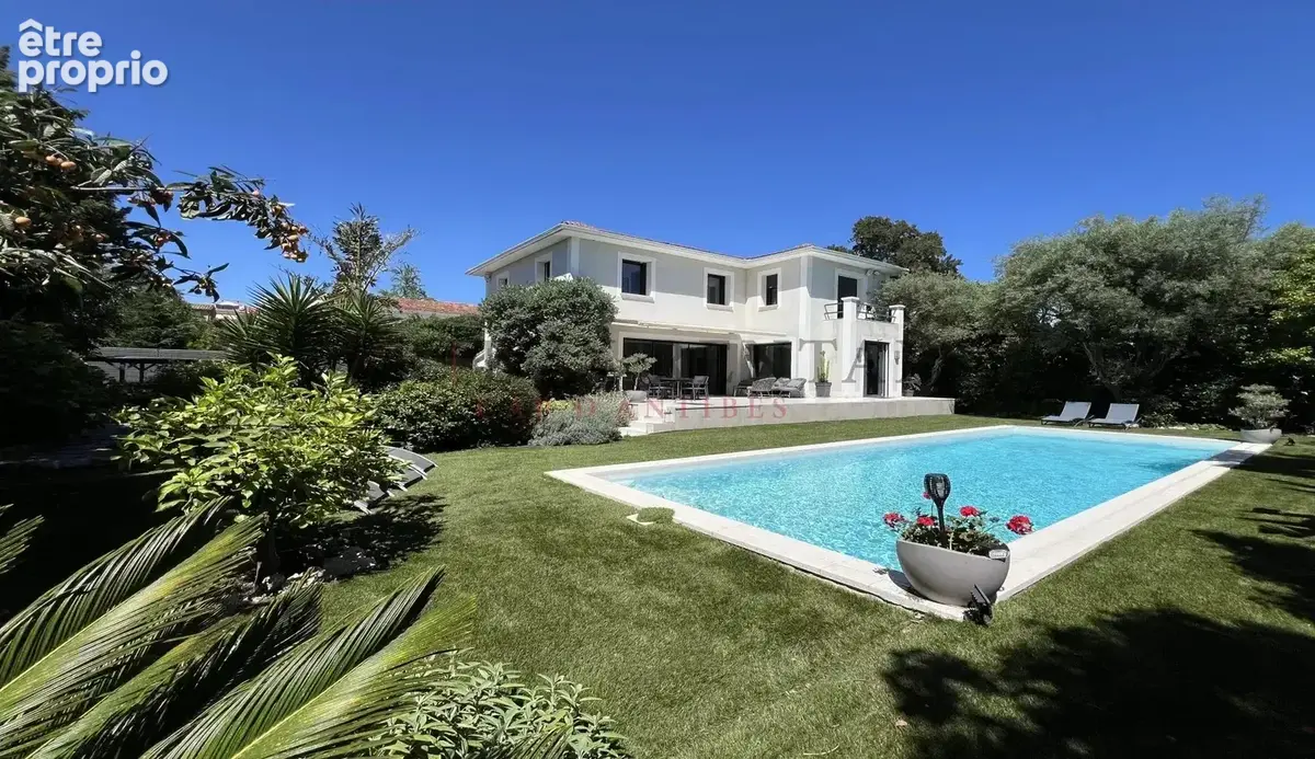 Villa moderne dans un domaine fermé à Juan les pins - photo 2
