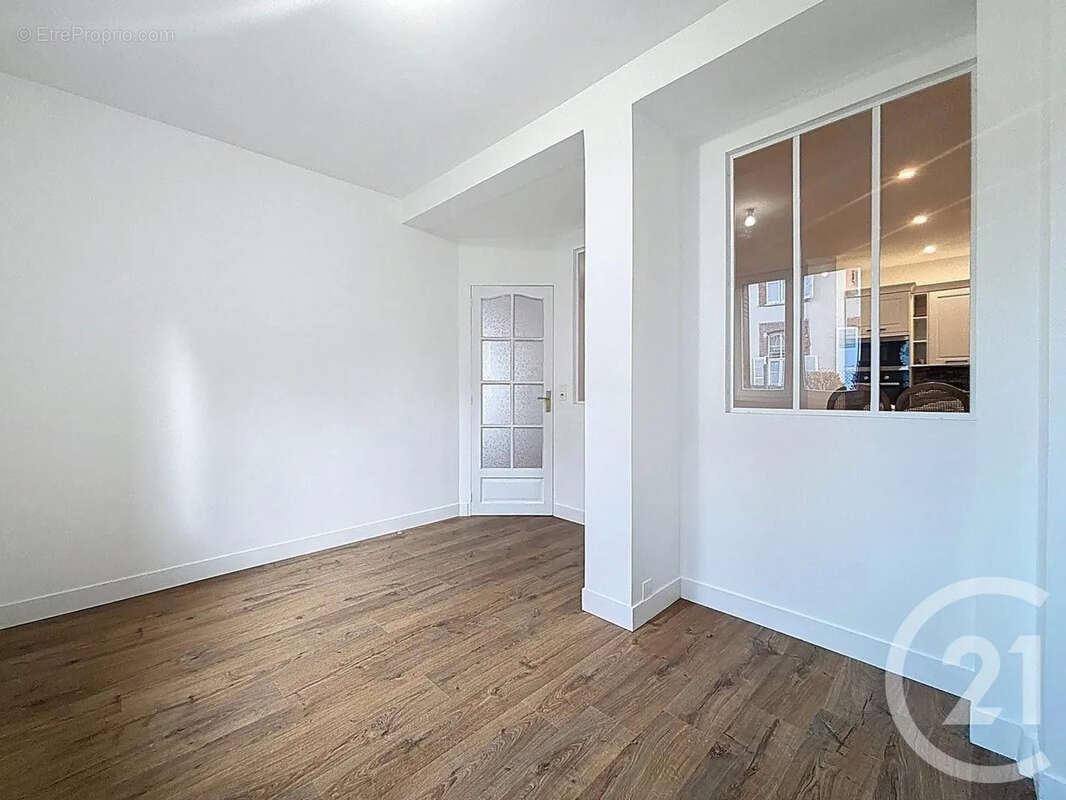 Appartement à MONTEREAU-FAULT-YONNE