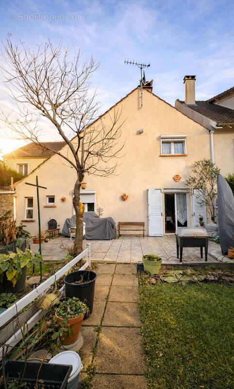 Maison à ORMESSON-SUR-MARNE