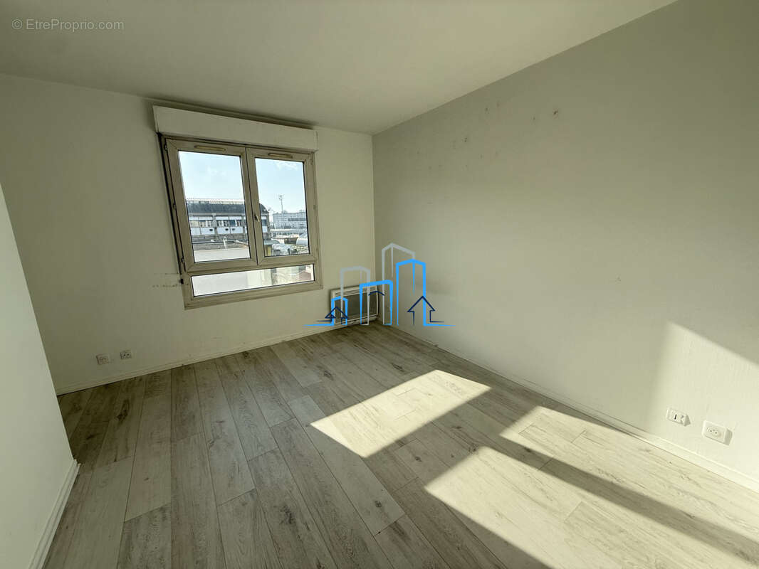 Appartement à PARIS-12E
