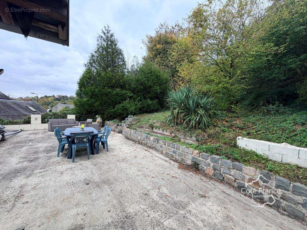 Maison à LESQUIELLES-SAINT-GERMAIN