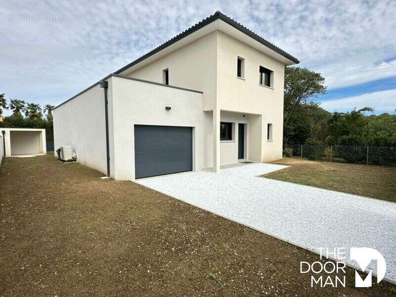 Maison à SAINT-HILAIRE