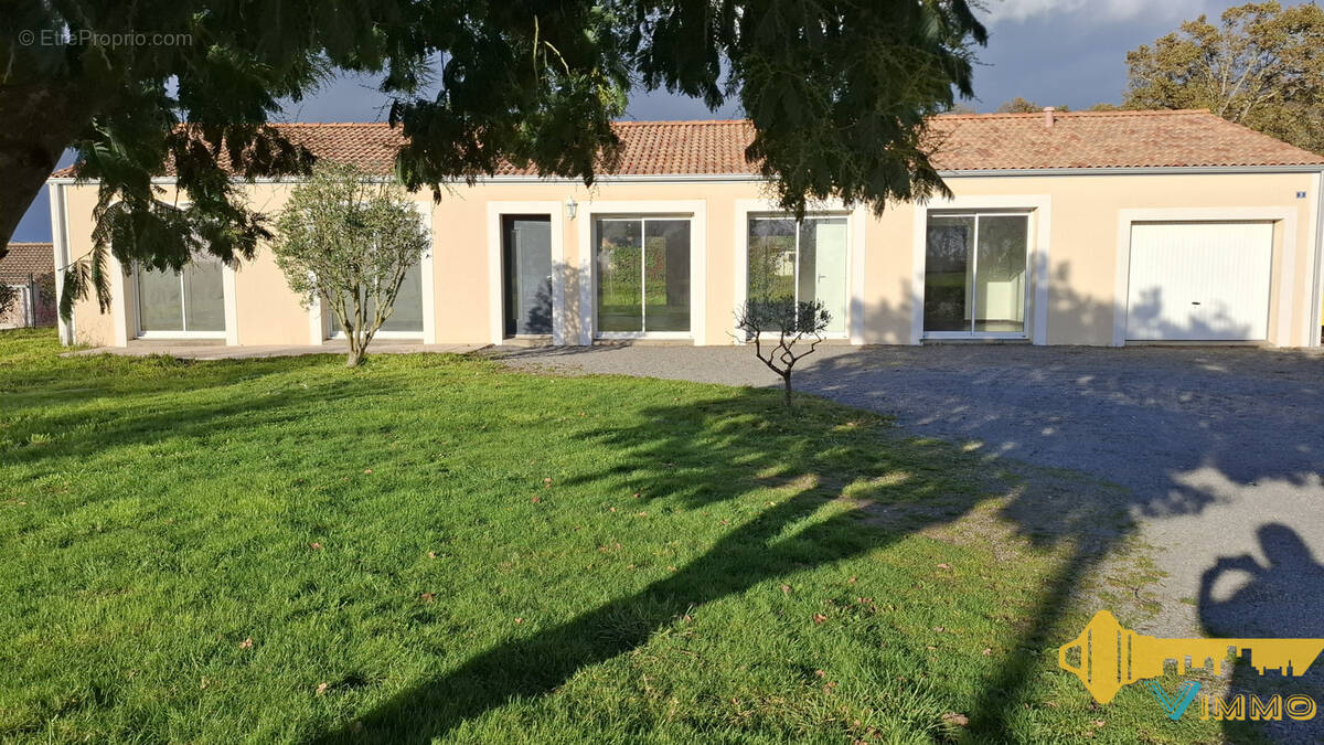 Maison à CHAUVE