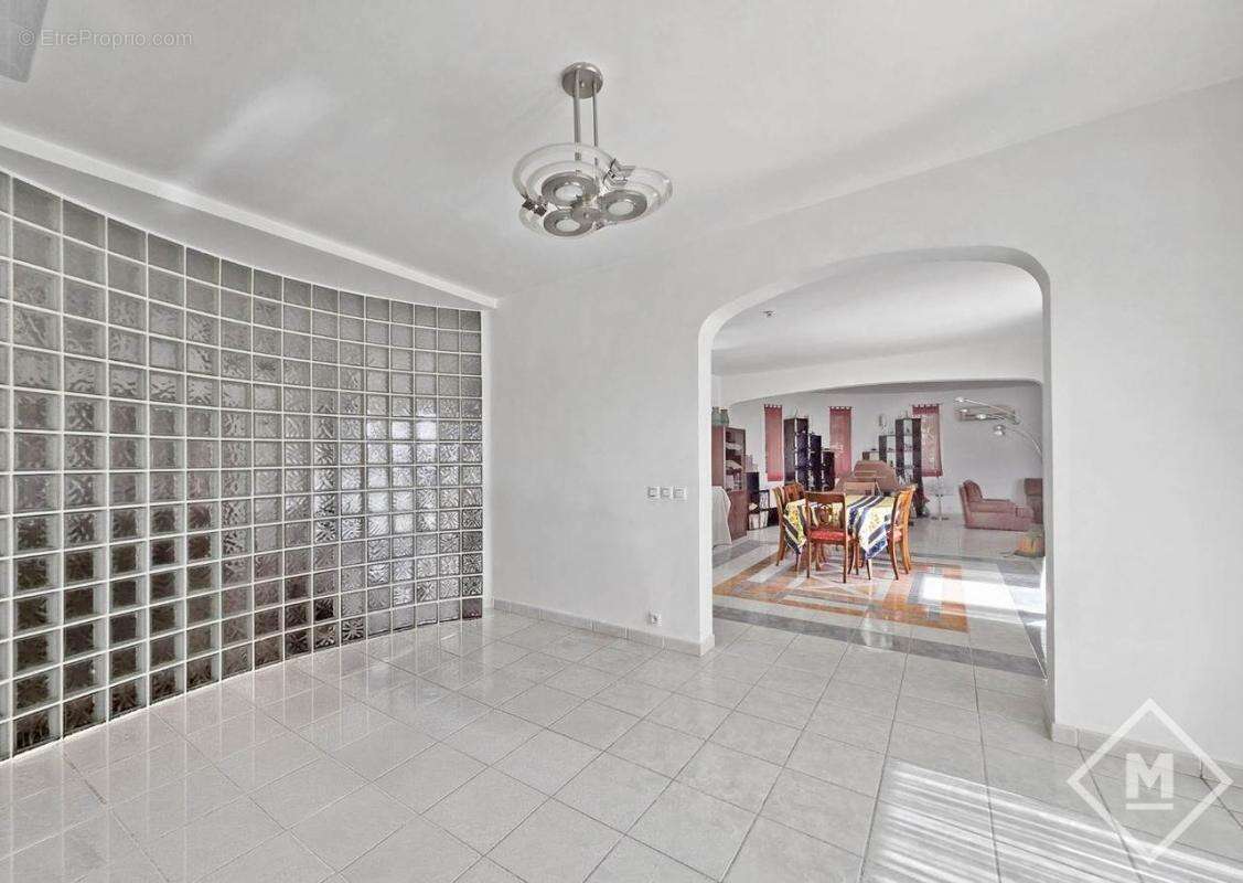 Maison à MARSEILLE-12E