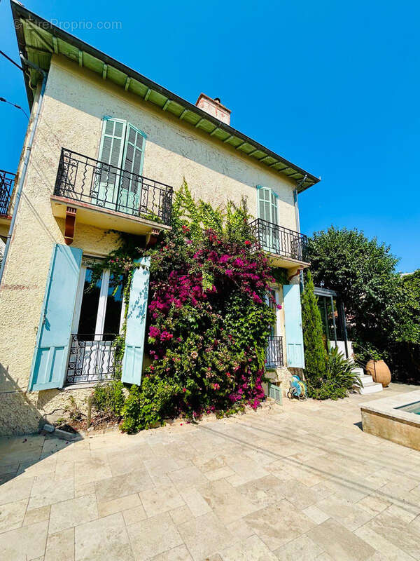 Maison à ANTIBES