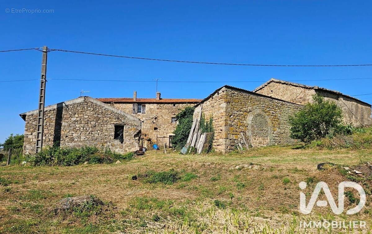 Photo 1 - Maison à SAINT-VICTOR