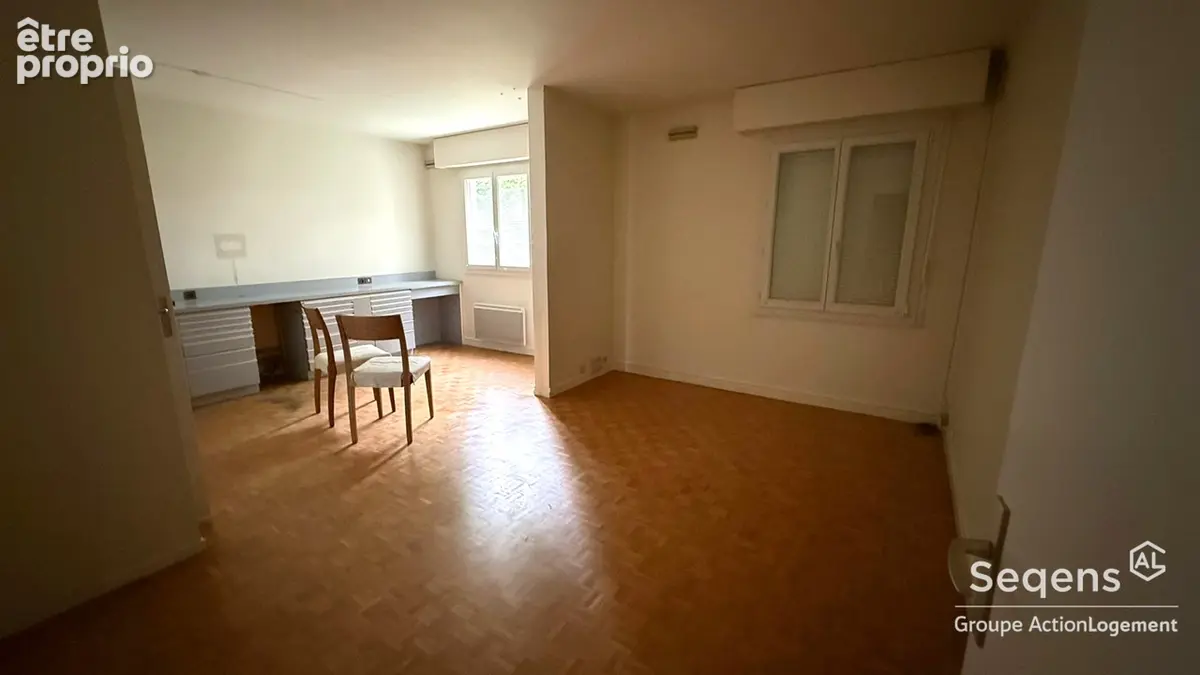 Local commercial  81.50 m2 - photo 2