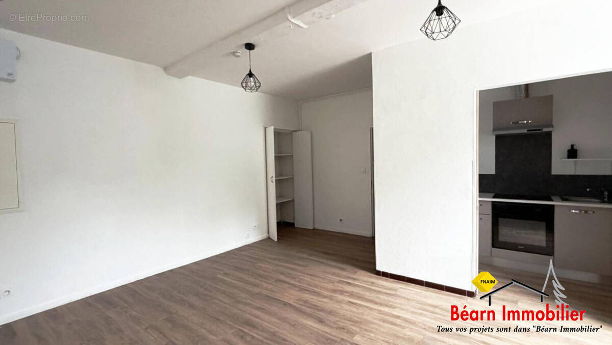 Appartement 40 m² à Salies-De-Bearn  - photo 1