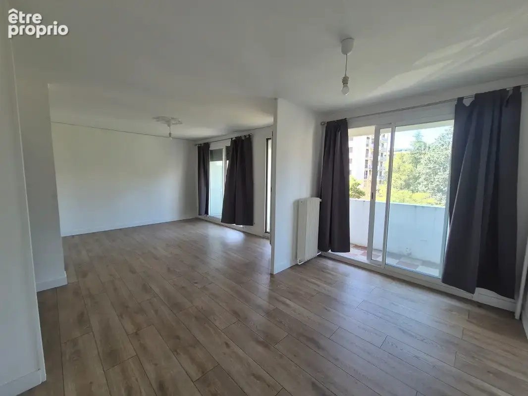 Eybens – t4 73 m² avec vue sur les montagnes, étage élevé, balcon, sejour double et place de parking privative - photo 12