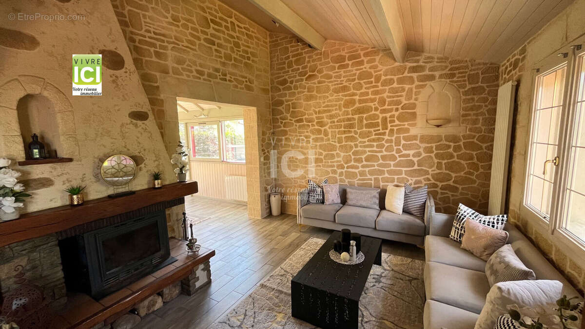 Maison à LA VARENNE