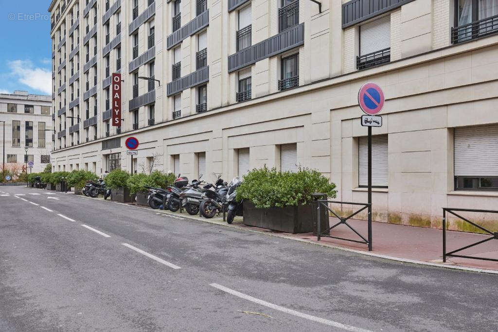 Appartement à LEVALLOIS-PERRET