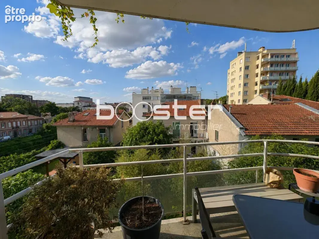 Bas cote-pavee - beau 3 pieces - terrasse et parking - photo 7