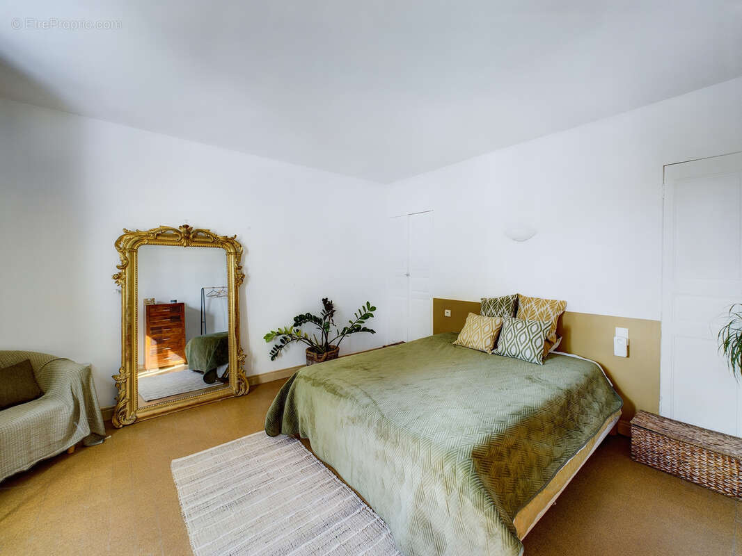 Maison à VAISON-LA-ROMAINE