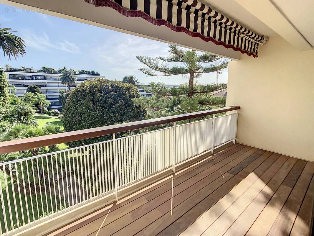 Appartement à CANNES