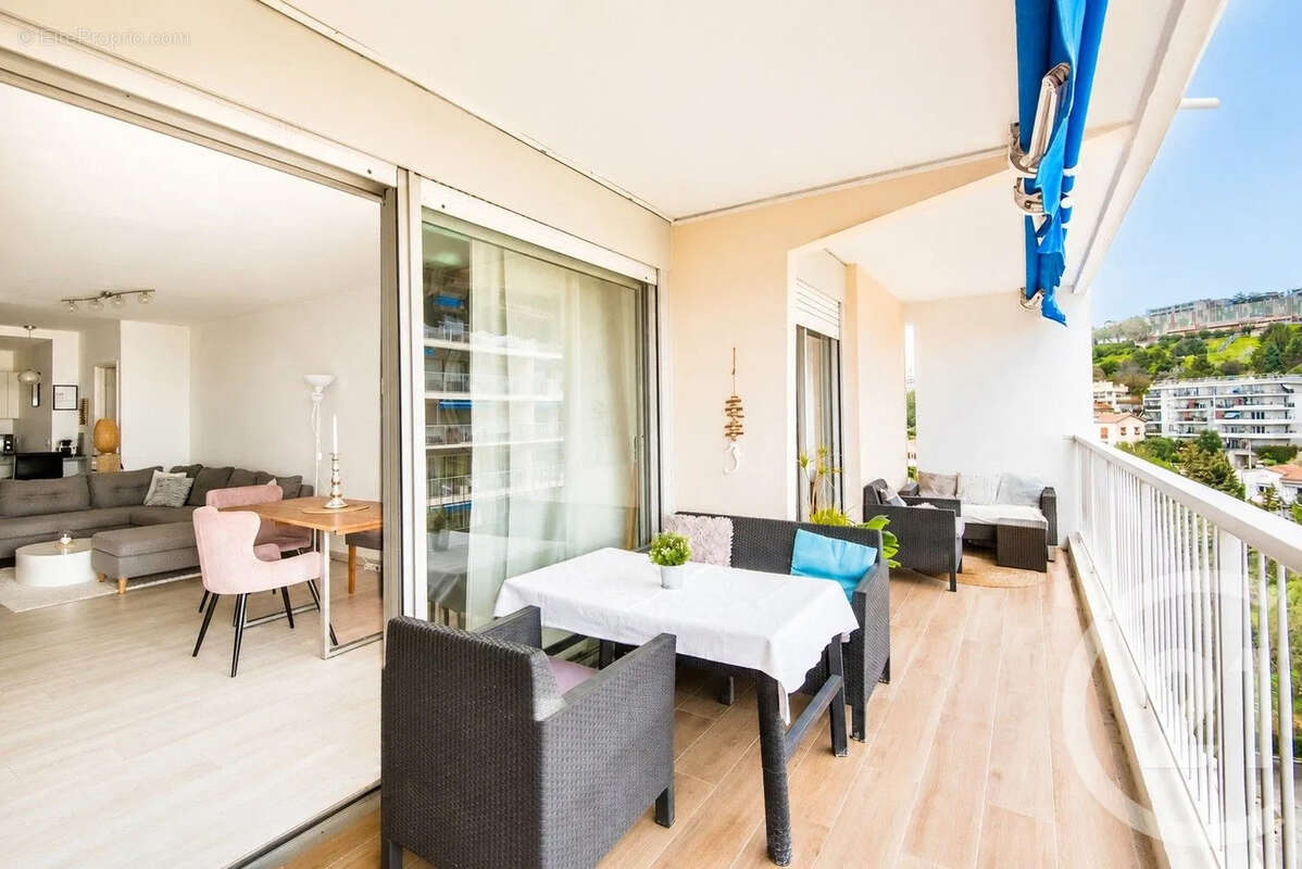Appartement à NICE